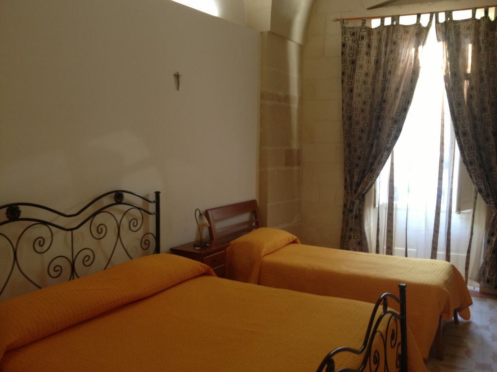Casa Vacanze B&B Regina Maria Лечче Номер фото